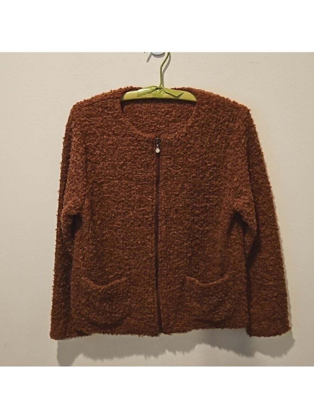 FOCUS WOMEN'S RUST LONG SLEEVED JACKET WITH RHINESTONE PULLY SIZE SMALL